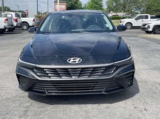 Certified 2025 Hyundai Elantra SE FWD video 2
