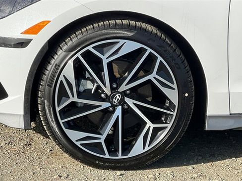 Certified 2025 Hyundai Ioniq 6 SEL image 34