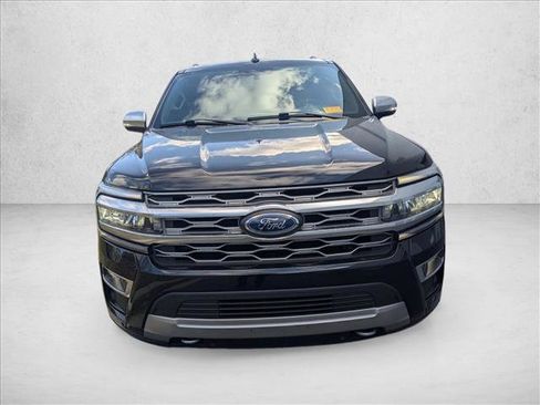 Used 2024 Ford Expedition Platinum image 5