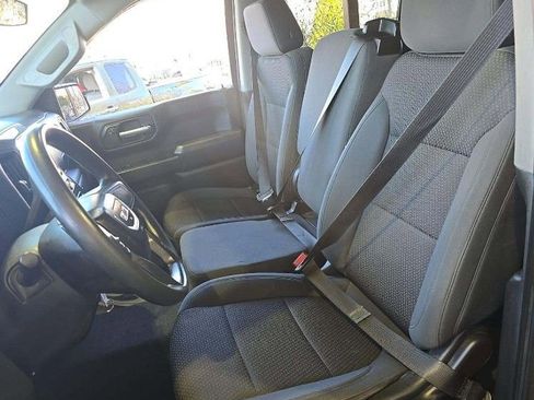 Used 2020 GMC Sierra 1500 4x4 Crew Cab w/ Sierra Value Package image 3