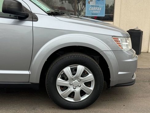 Used 2015 Dodge Journey American Value Package w/ Flexible Seating Group image 2