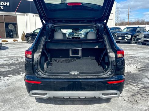 New 2025 Mitsubishi Outlander SEL image 12