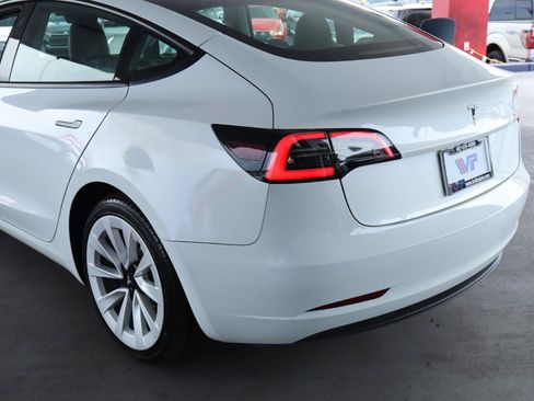 Used 2023 Tesla Model 3 Standard Range RWD image 7