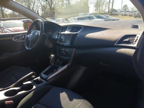 Used 2019 Nissan Sentra SV w/ Special Edition Package image 15
