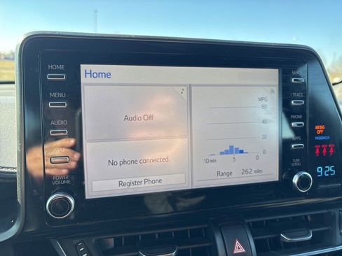 Used 2019 Toyota C-HR LE image 21