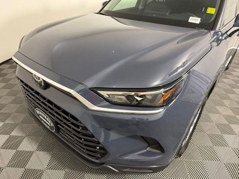 Used 2024 Toyota Grand Highlander XLE image 10