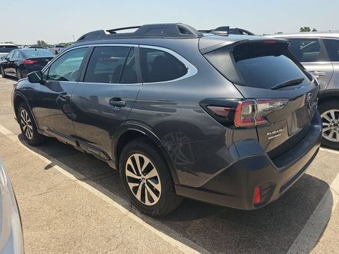 Used 2022 Subaru Outback Premium AWD/4WD image 4