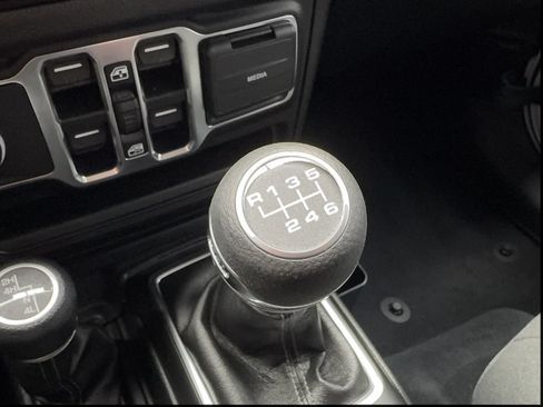 Used 2025 Jeep Wrangler Unlimited Sport AWD/4WD image 44