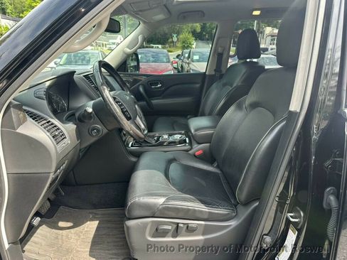 Used 2020 INFINITI QX80 Luxe w/ All-Season Package RWD image 6