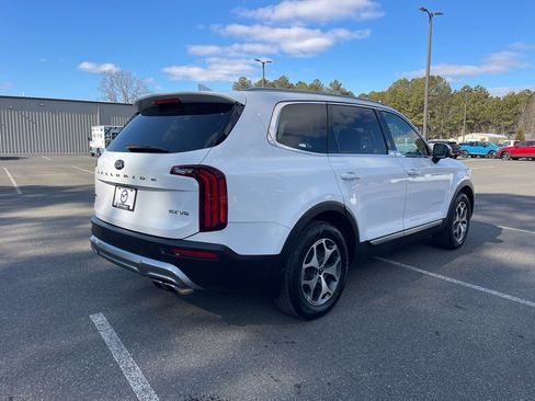 Used 2021 Kia Telluride EX image 5