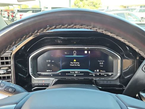 Used 2023 Chevrolet Silverado 1500 LT AWD/4WD image 22