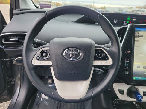 Used 2018 Toyota Prius Prime Plus image 21