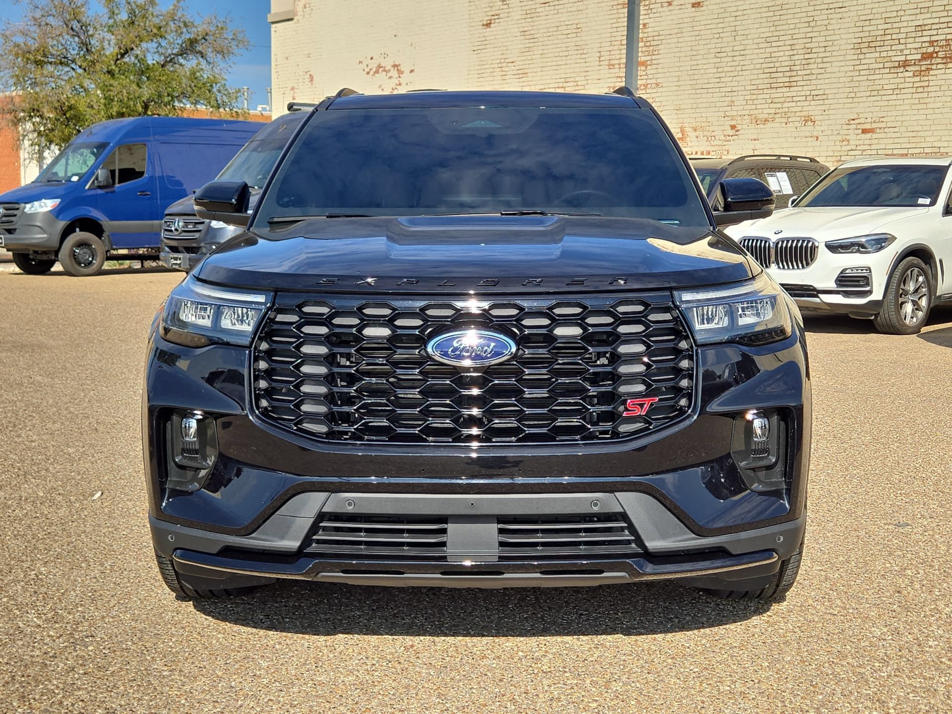 Used 2025 Ford Explorer ST w/ Sun And Sound Package AWD/4WD image 10