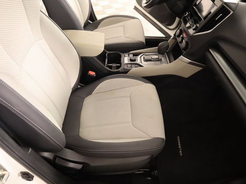 Used 2022 Subaru Forester Premium image 13