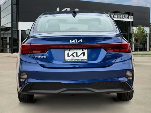 Certified 2023 Kia Forte LXS FWD image 7