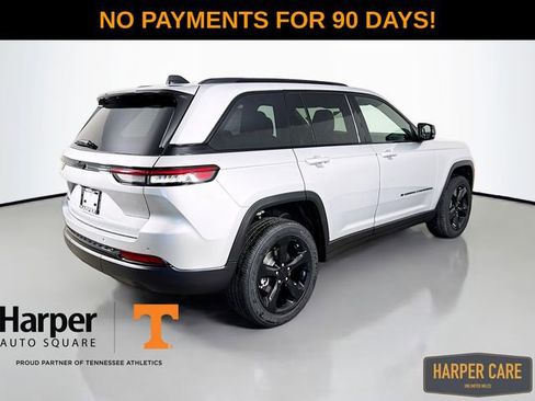 New 2025 Jeep Grand Cherokee Altitude image 6