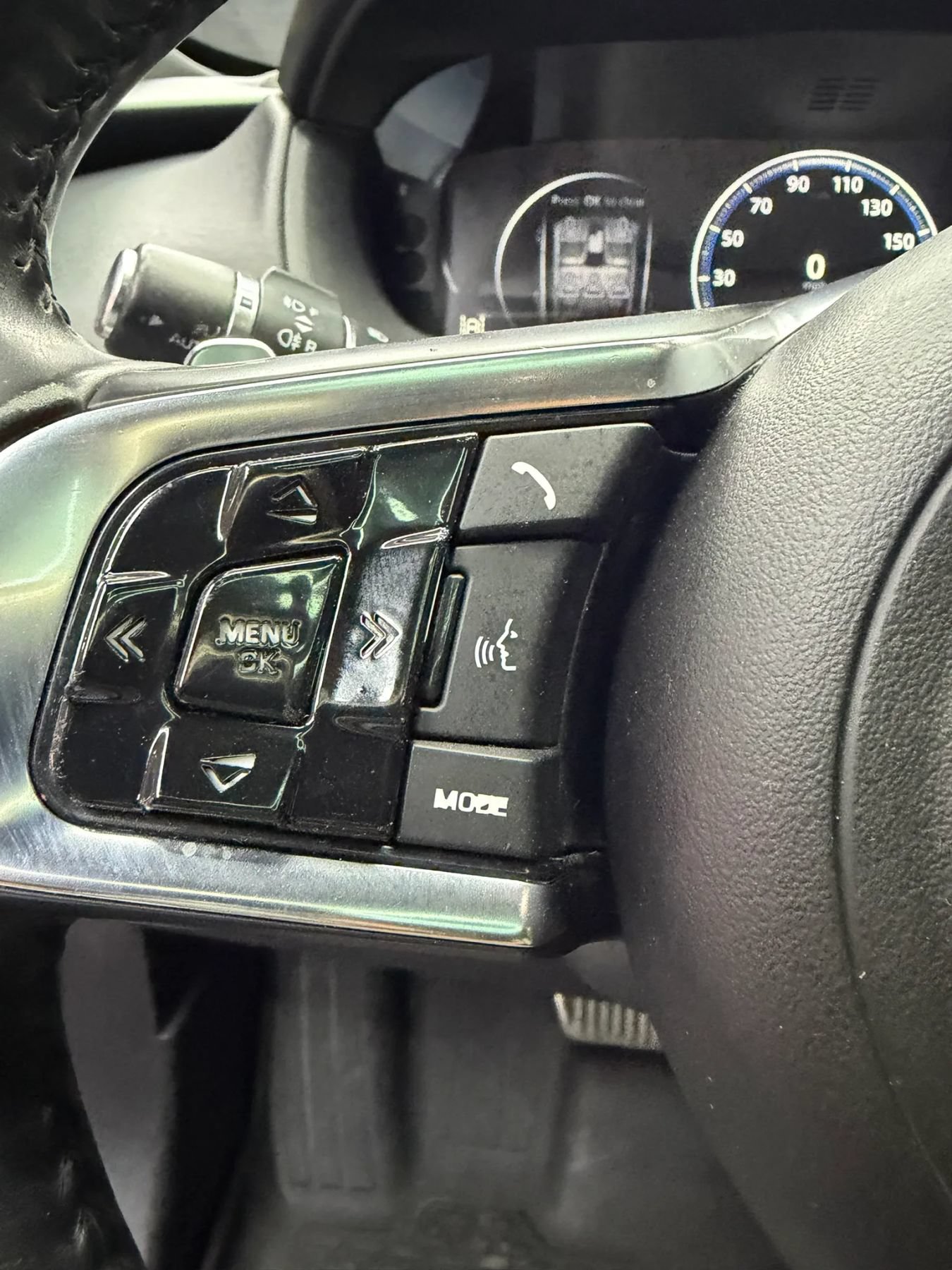 Used 2018 Jaguar F-PACE R-Sport AWD/4WD image 16