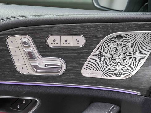 Certified 2026 Mercedes-Benz GLS 450 4MATIC image 27