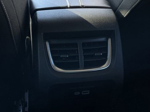 Used 2024 Chevrolet Blazer LT image 24