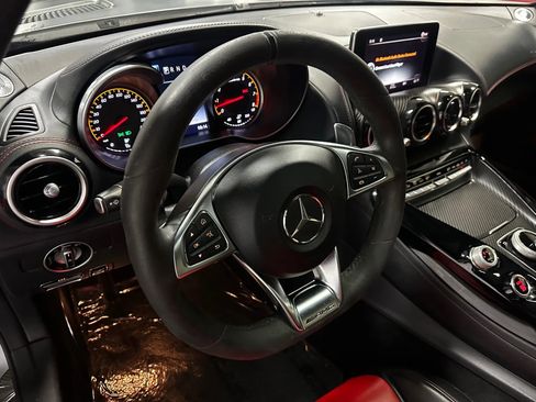 Used 2017 Mercedes-Benz AMG GT S image 8