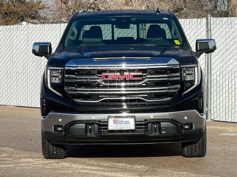 New 2026 GMC Sierra 1500 SLT image 6