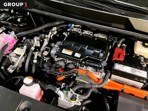 Used 2025 Toyota bZ4X XLE w/ Weather Package image 32