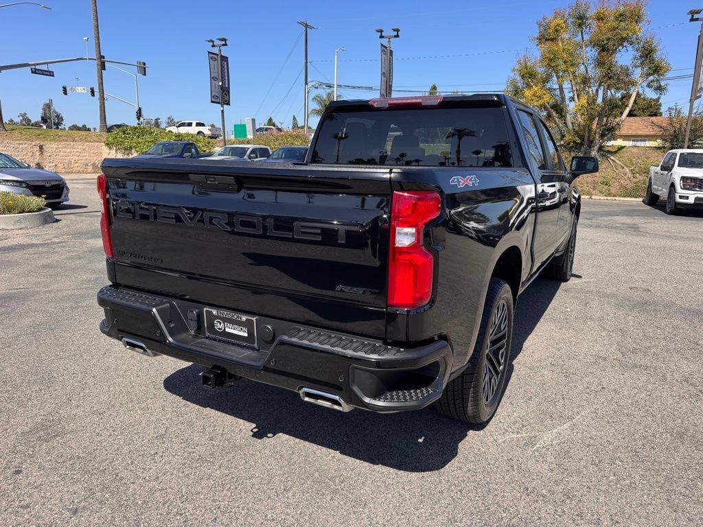 Used 2022 Chevrolet Silverado 1500 RST w/ Safety Package AWD/4WD image 12