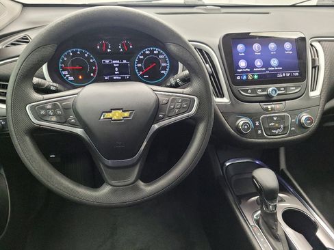 Used 2022 Chevrolet Malibu LS FWD image 22