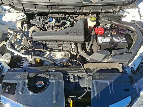 Used 2017 Nissan Rogue SV image 27