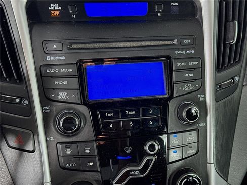 Used 2013 Hyundai Sonata SE FWD image 14