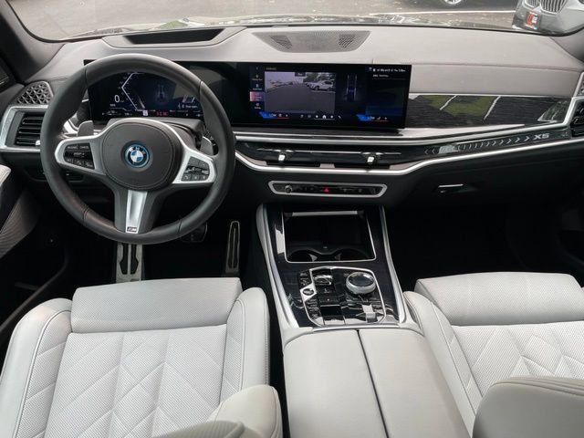 Certified 2024 BMW X5 xDrive50e w/ Executive Package AWD/4WD image 11