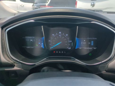 Used 2016 Ford Fusion Energi Titanium w/ Driver Assist Package FWD image 34
