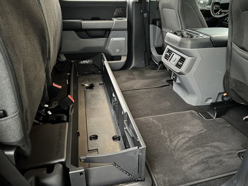 Used 2023 Ford F350 XLT w/ XLT Premium Package image 21