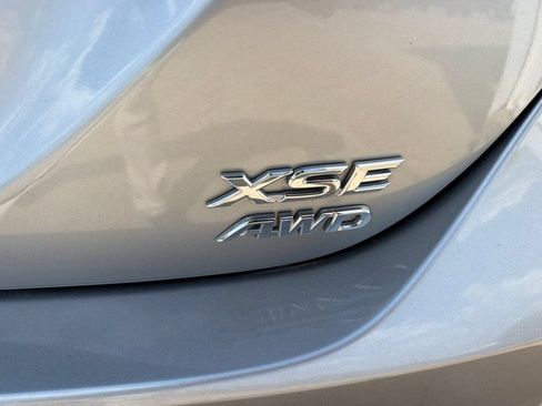 Used 2022 Toyota Camry XSE AWD/4WD image 10