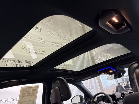 Used 2023 Mercedes-Benz C 300 C 300 image 13