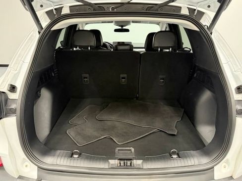 Used 2023 Ford Escape SE FWD image 35
