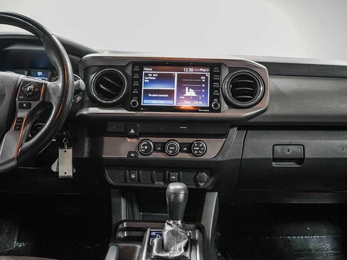 Used 2021 Toyota Tacoma SR5 image 15