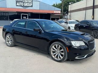 Used 2019 Chrysler 300 Touring L w/ Quick Order Package 22F image 1