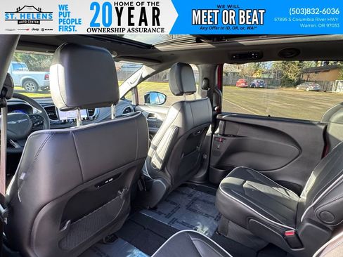 New 2026 Chrysler Pacifica Limited w/ S Appearance Package image 37