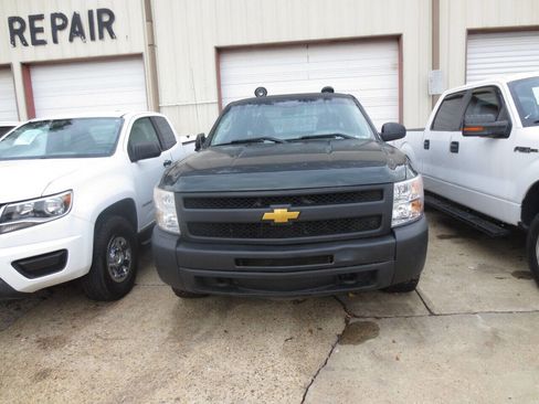 Used 2013 Chevrolet Silverado 1500 W/T image 3