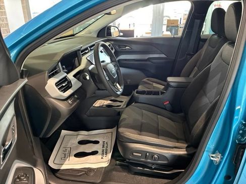 New 2027 Chevrolet Bolt LT w/ Comfort Package FWD image 7