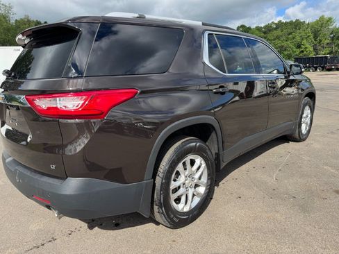 Used 2018 Chevrolet Traverse LT FWD image 11