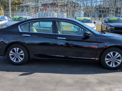 Used 2015 Honda Accord LX image 9