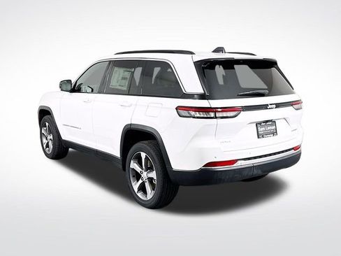 New 2025 Jeep Grand Cherokee Limited image 5