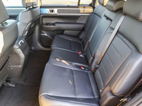 New 2026 Hyundai Santa Fe Limited FWD image 18