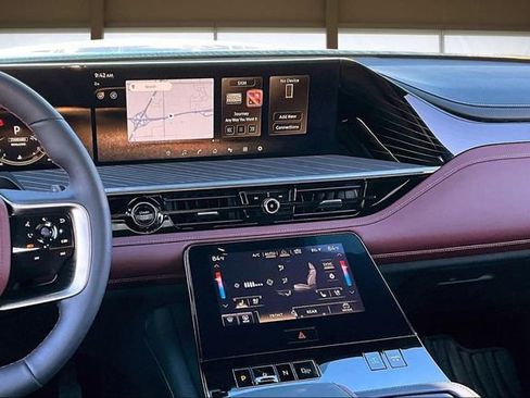 Used 2026 INFINITI QX80 Autograph w/ Premium Cargo Package image 6