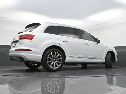 Used 2019 Audi Q7 3.0T Premium Plus w/ Premium Plus Package image 32