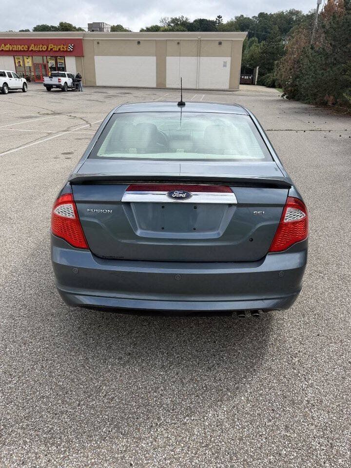 Used 2011 Ford Fusion SEL w/ 301A Rapid Spec Order Code FWD image 3