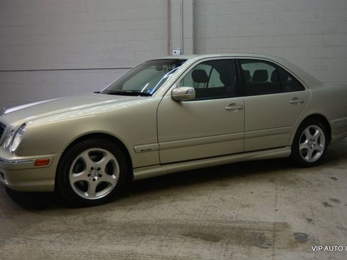 Used 2002 Mercedes-Benz E 430 Sedan image 30