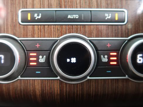 Used 2016 Land Rover Range Rover Sport HSE image 40